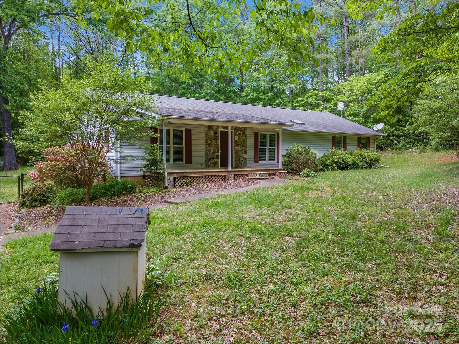 Property Photo: 231 Stockwood Drive NC 28164