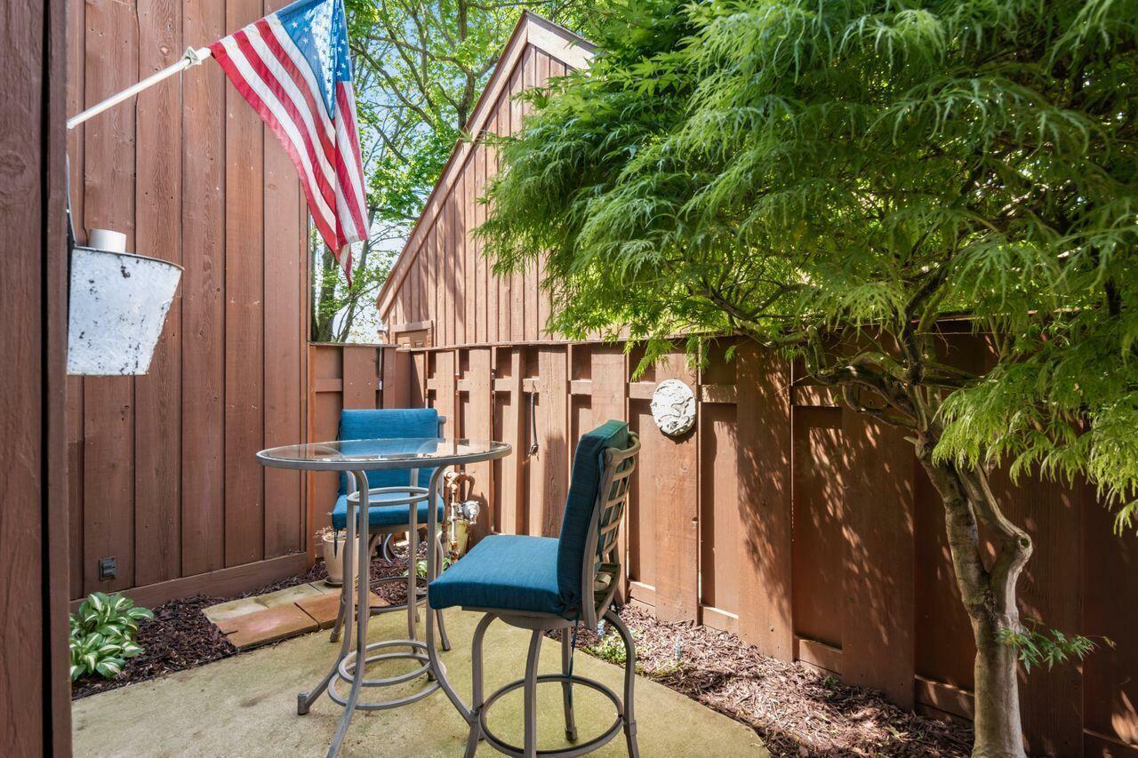 Property Photo: 4917 Whistlewood Lane OH 43081
