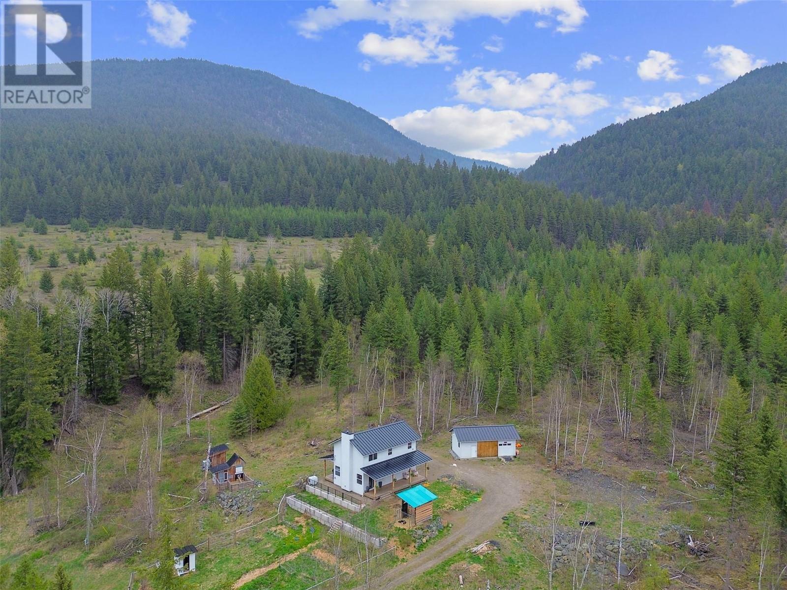 Property Photo:  5048 Heffley Louis Cr Road  BC V0E 1Z1 