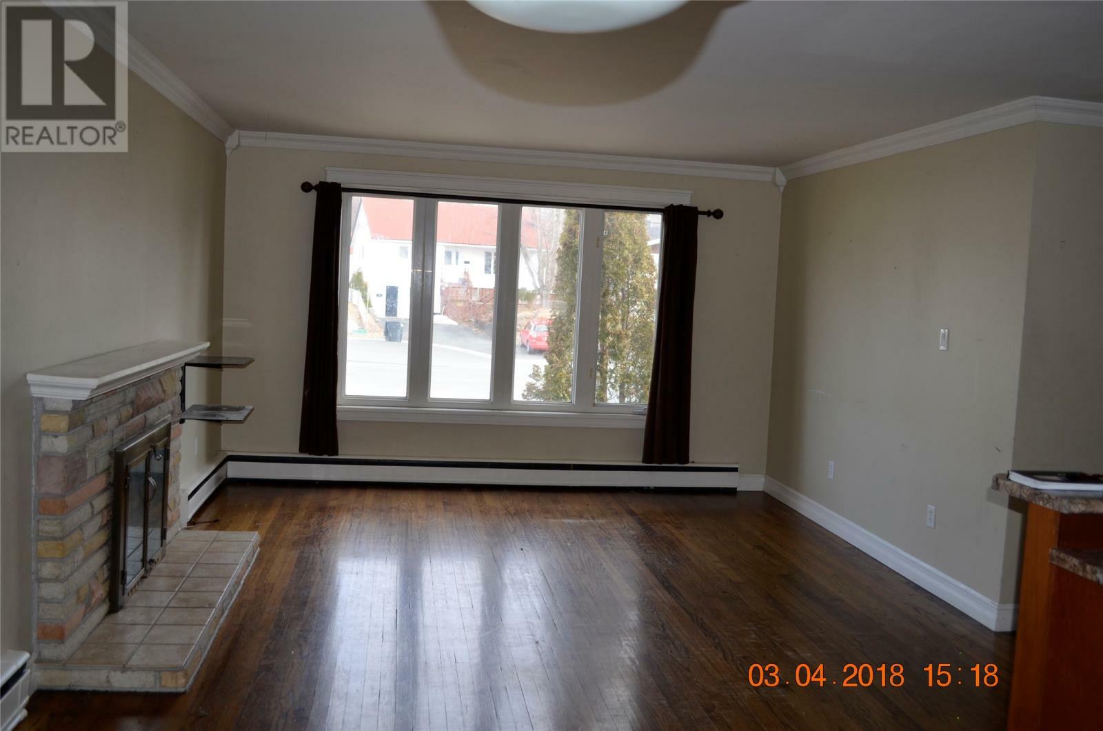 Photo de la propriété: 8 Grenfell Avenue NL A1C 3C9