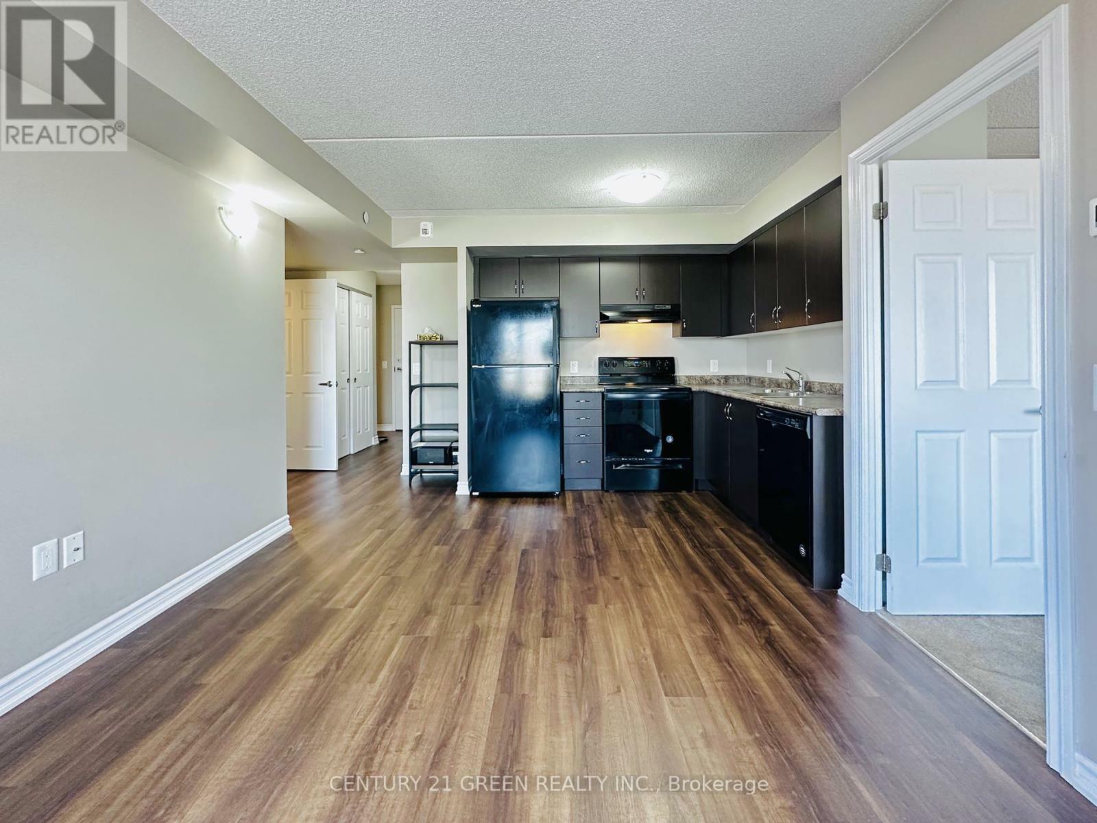 Property Photo: 716 Main Street East 402 ON L9T 3P6