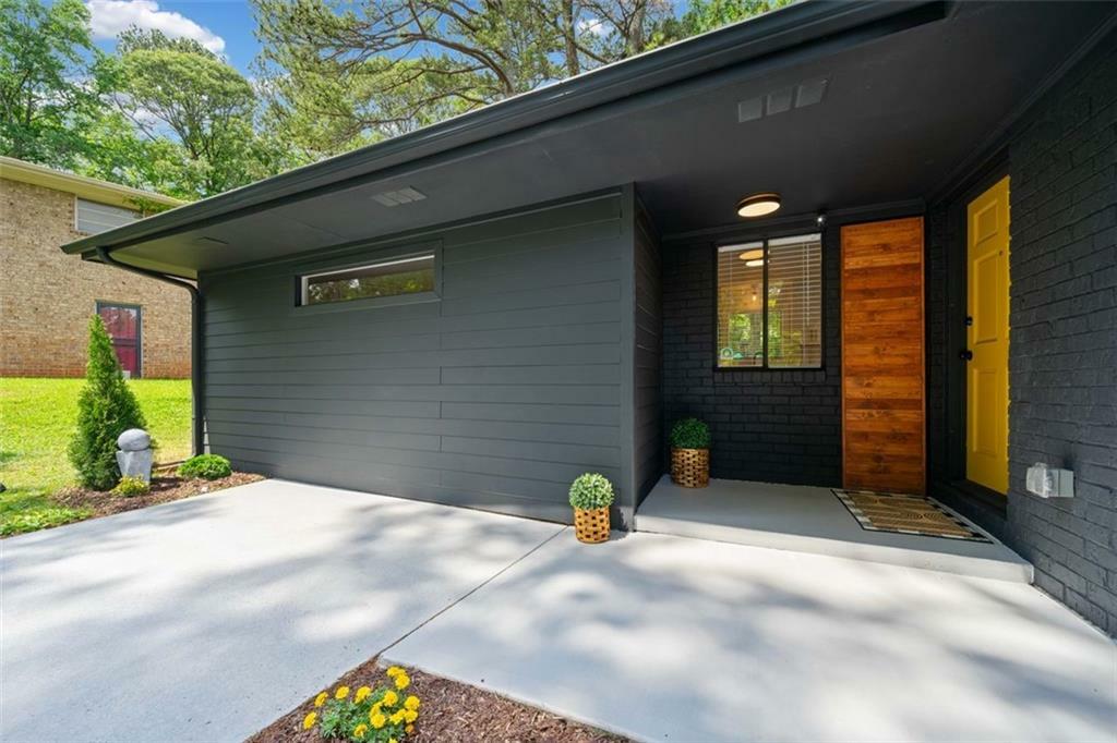 Property Photo: 3964 Gretna Green Drive GA 30035
