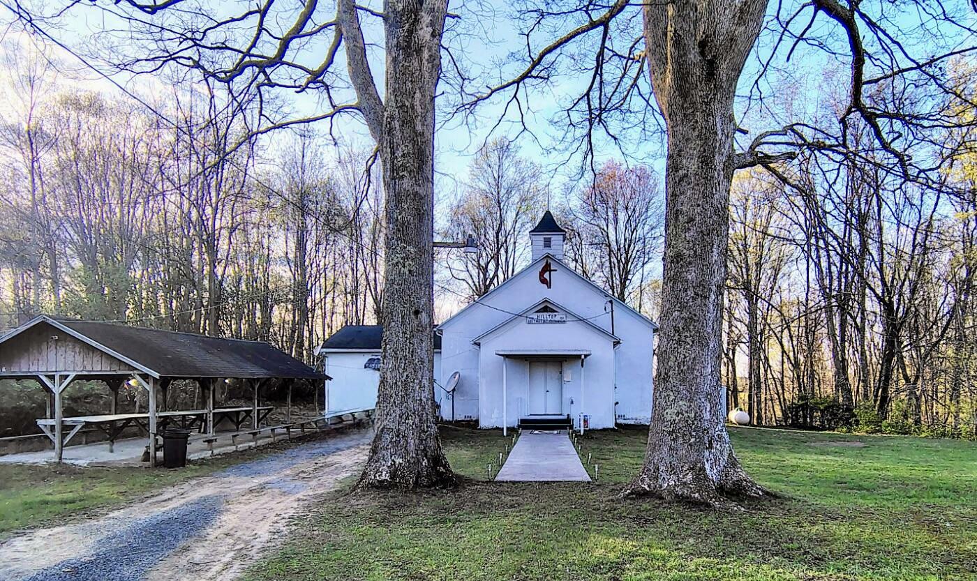 Property Photo: 2704 Snowhill Rd WV 26679