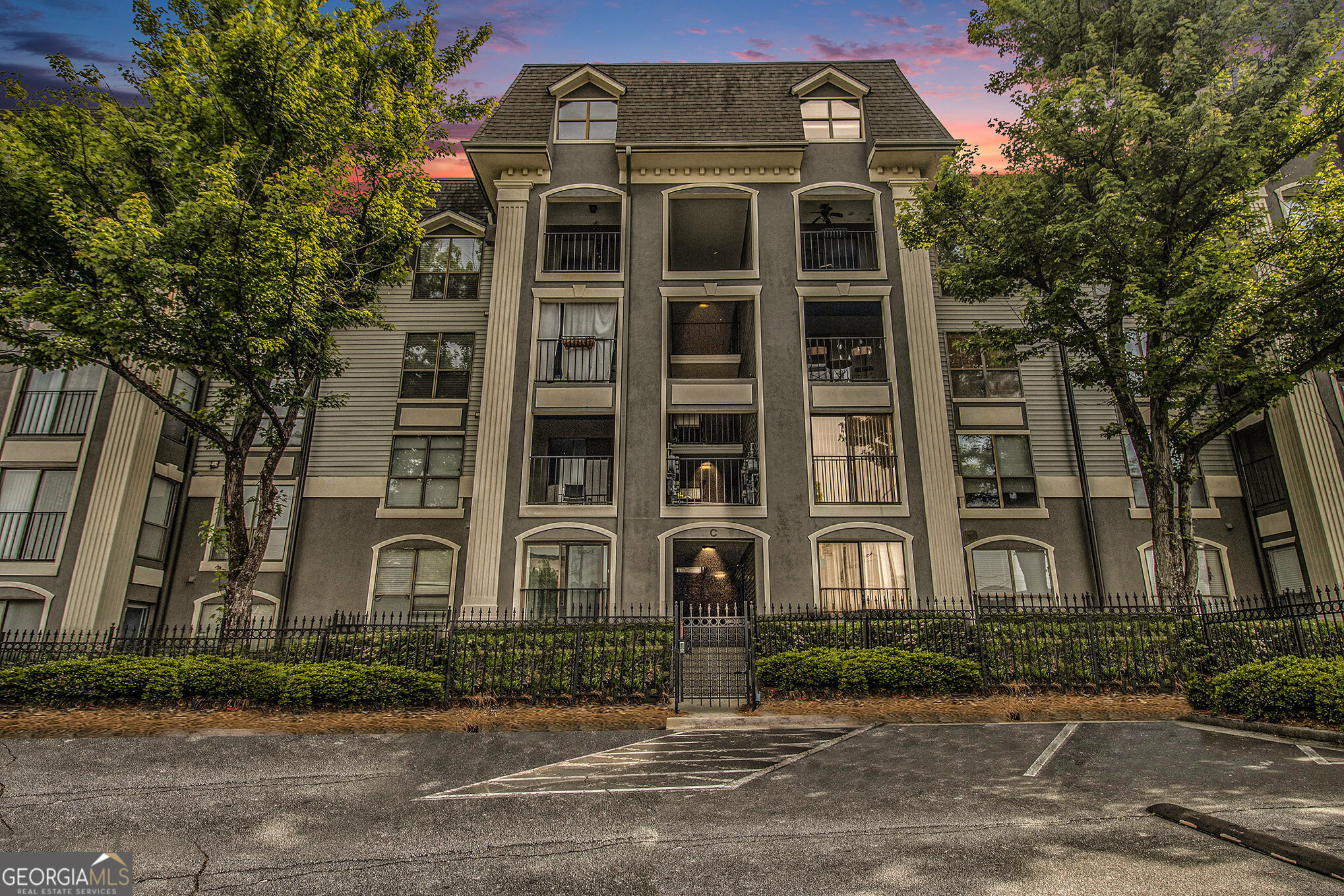 Property Photo: 2657 Lenox Road NE C38 GA 30324