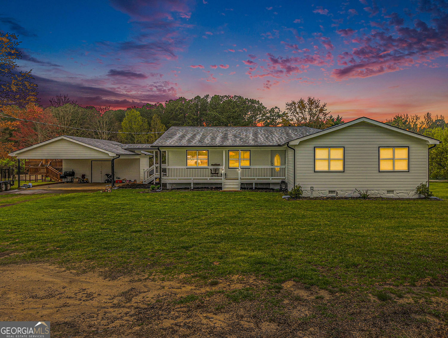 Property Photo: 1871 Weems Road GA 30248