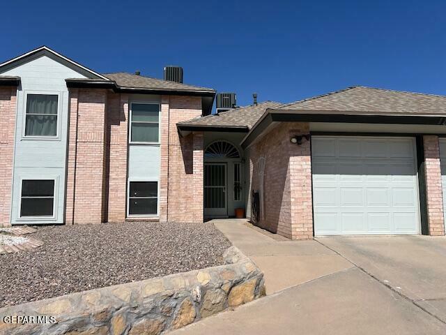 Property Photo: 1427 Rebecca Ann Drive TX 79936