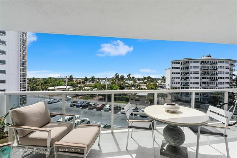Property Photo: 2715 N Ocean Blvd 4E FL 33308