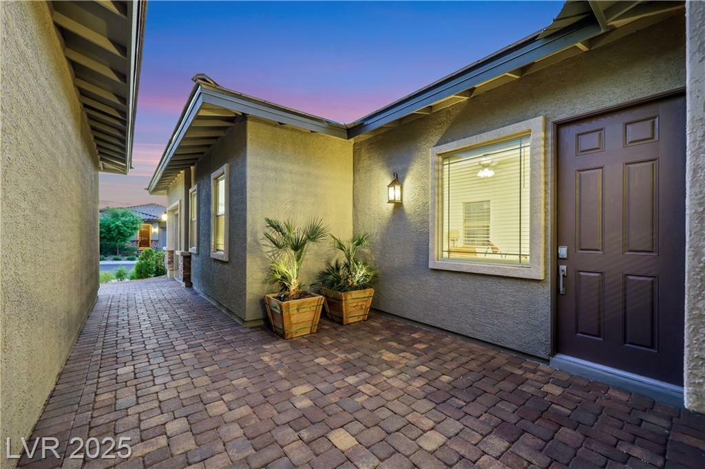 Property Photo: 712 Webber Park Street NV 89011