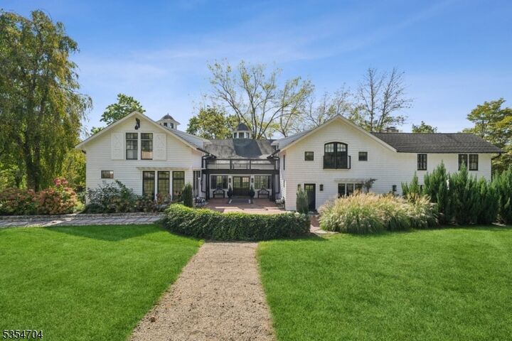 91 Post Ln  Bernardsville Boro NJ 07924 photo
