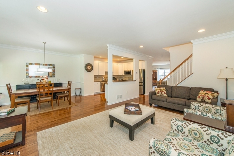 Property Photo: 8 Scarborough Ct NJ 07828