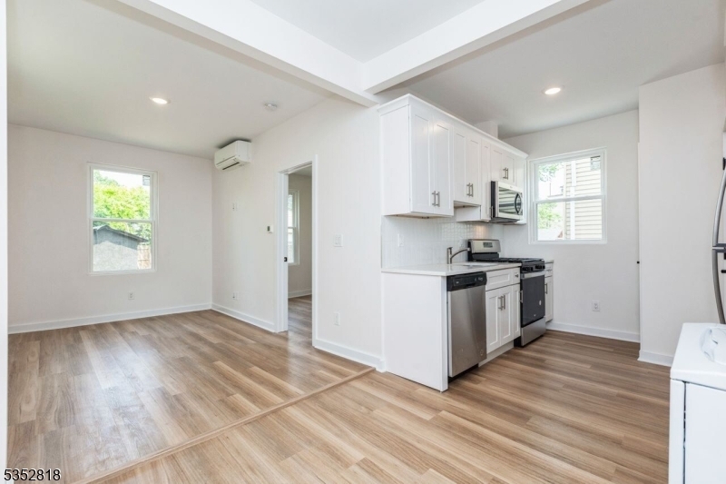 Property Photo: 164 Glenwood Ave Unit 102 4 NJ 07003