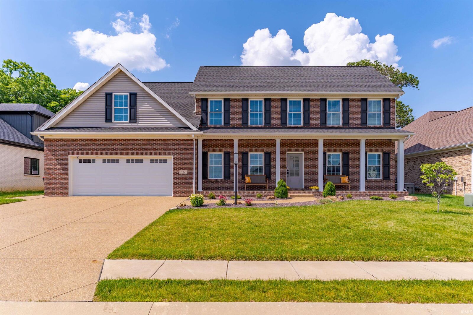 Property Photo:  412 Westbriar Court  IN 47630 