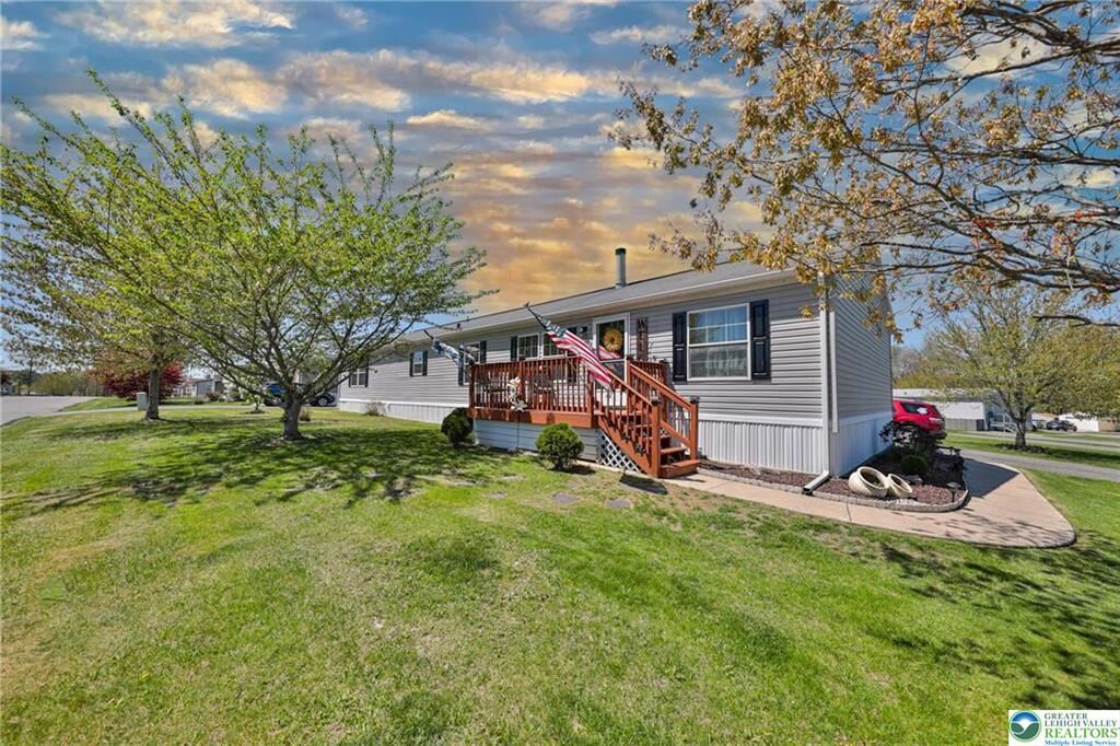 Property Photo: 173 Tiffany Lane 173 PA 18235