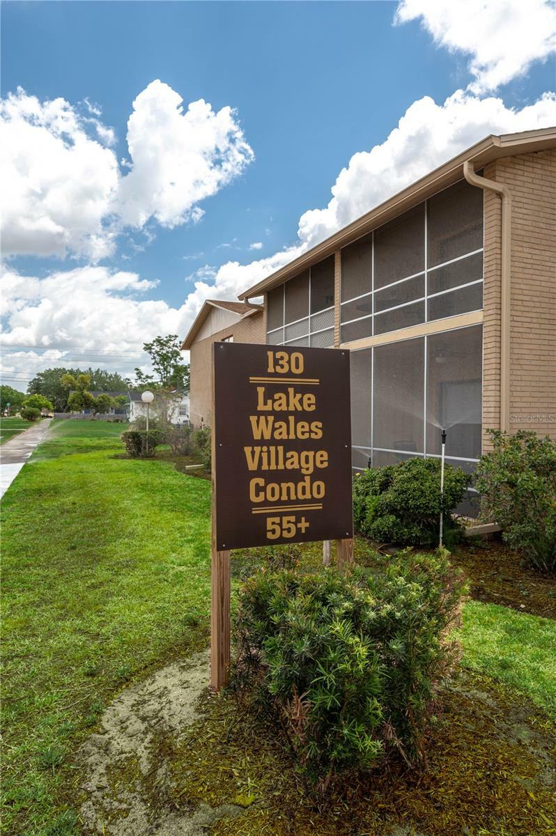 Property Photo: 130 E Johnson Avenue 102 FL 33853