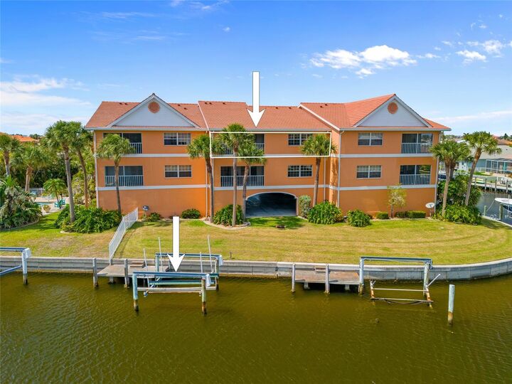 Property Photo: 1326 Wesley Drive 132 FL 33950