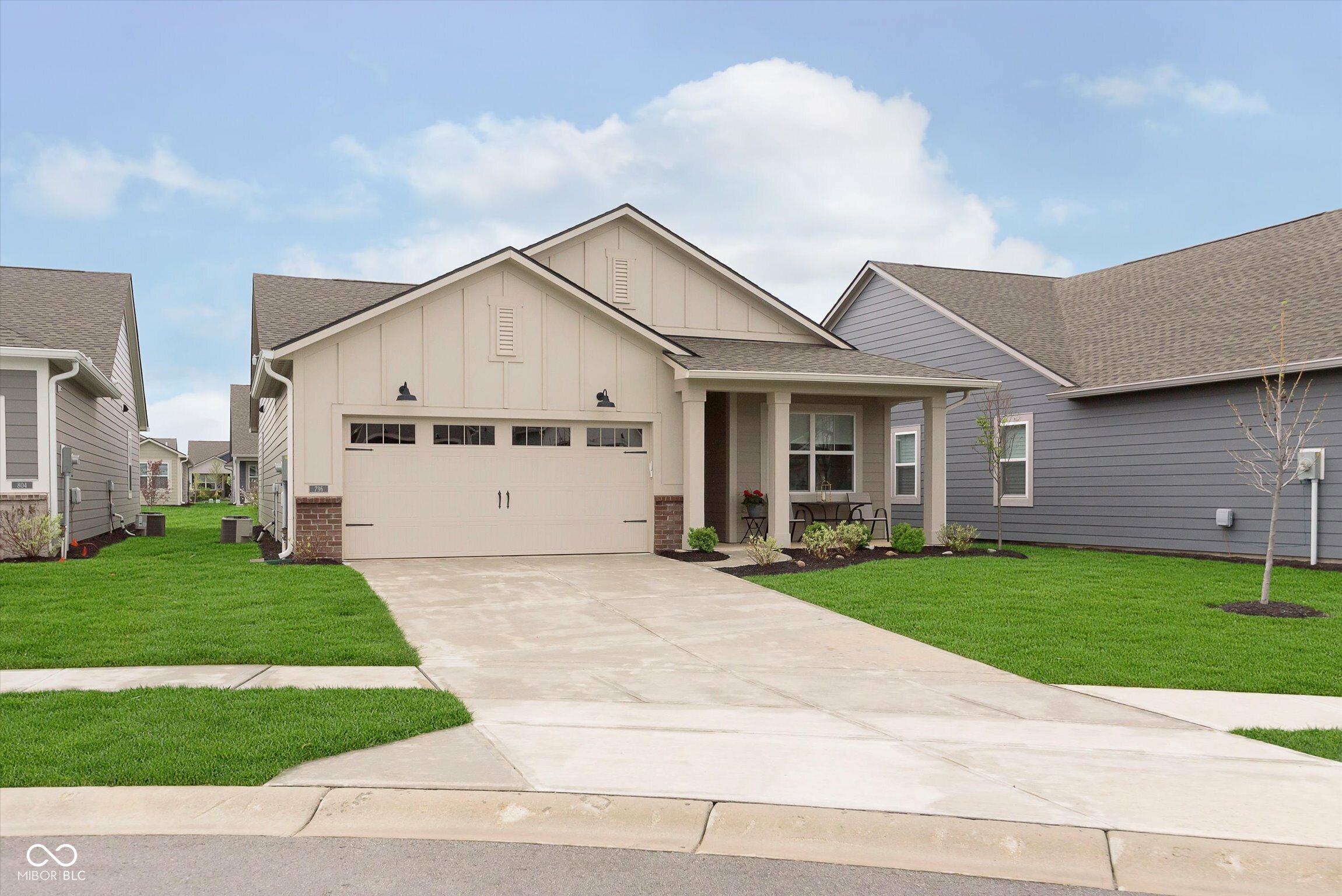 Property Photo: 796 Sapp Circle IN 46074