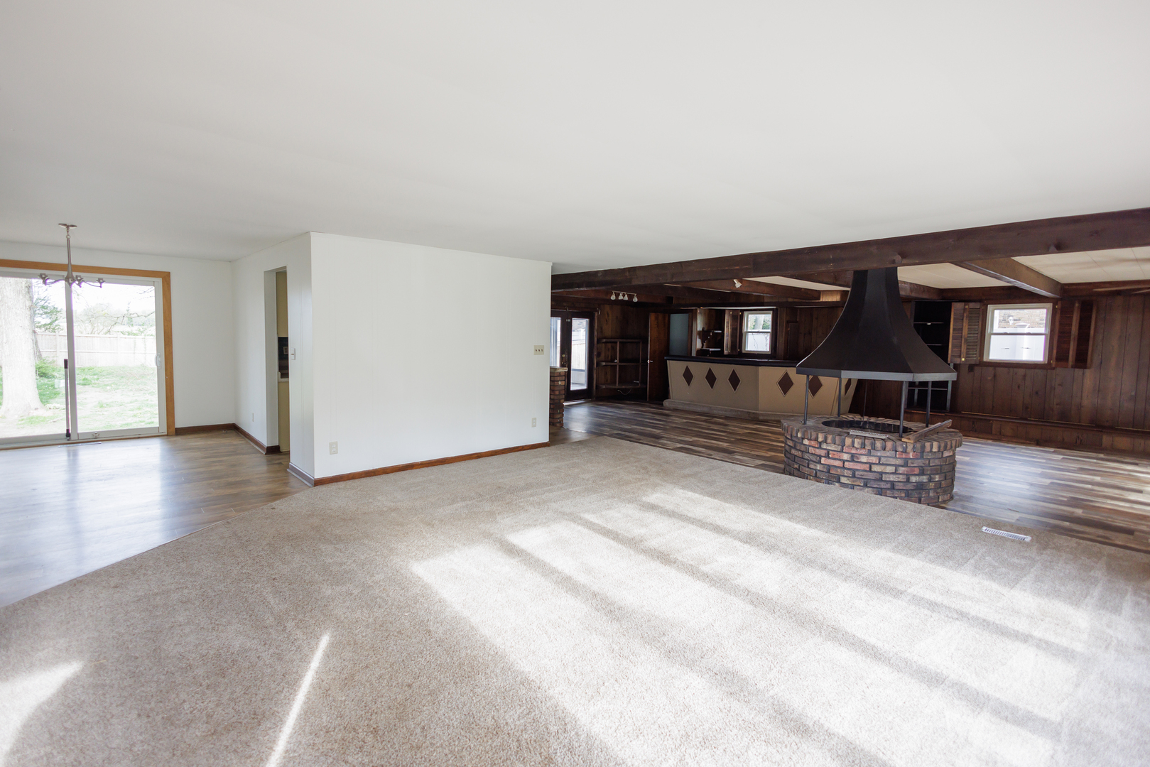 Property Photo: 2214 N Bur Oak Court IL 60913