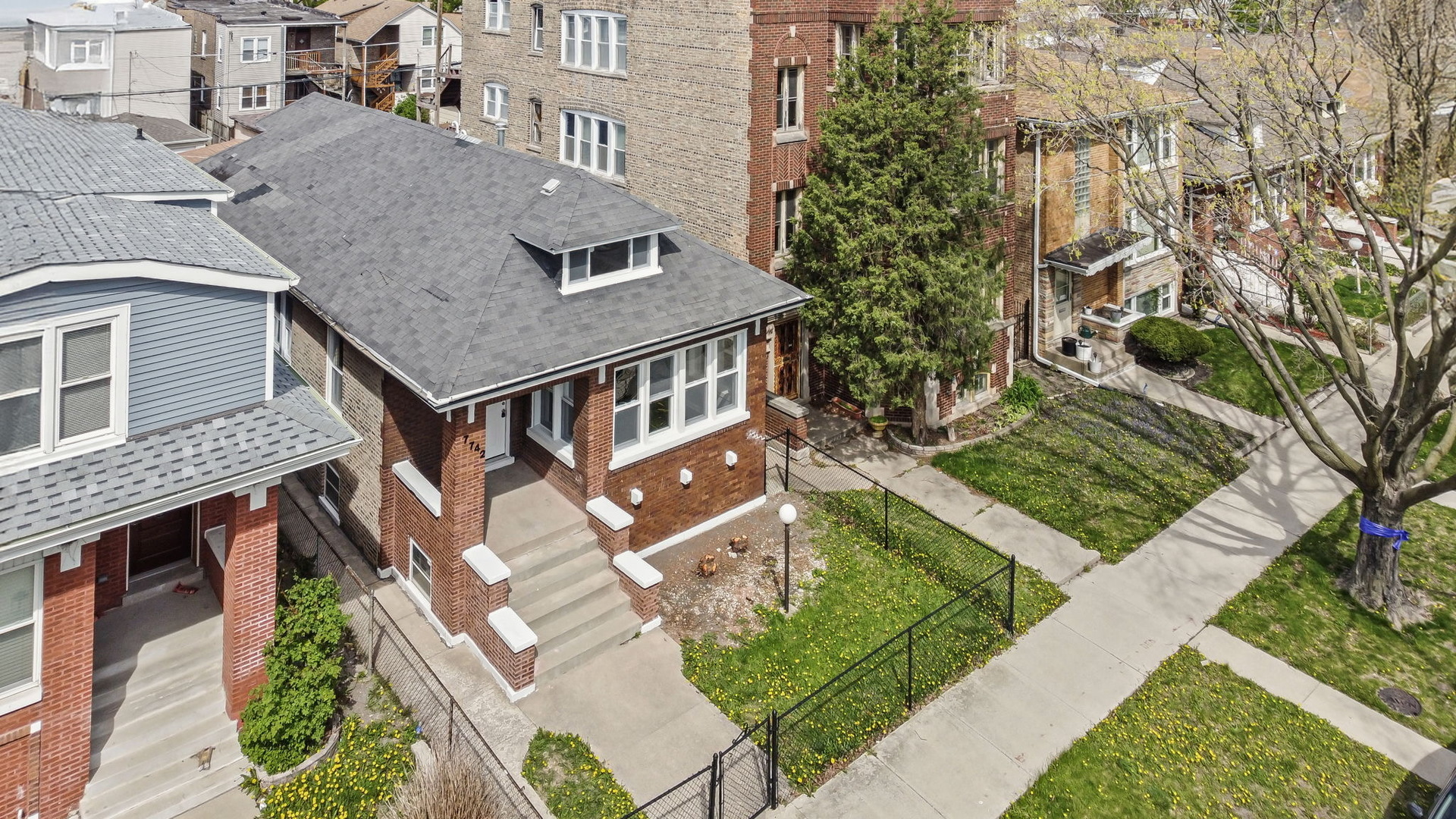 Property Photo: 7742 S Hermitage Avenue IL 60620