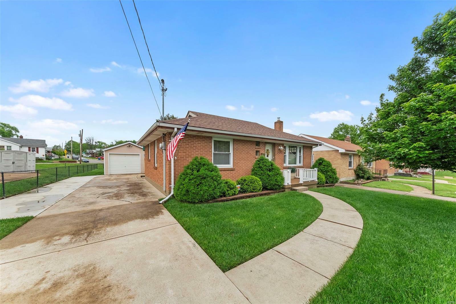 Property Photo: 357 W Loretta Avenue MO 63125