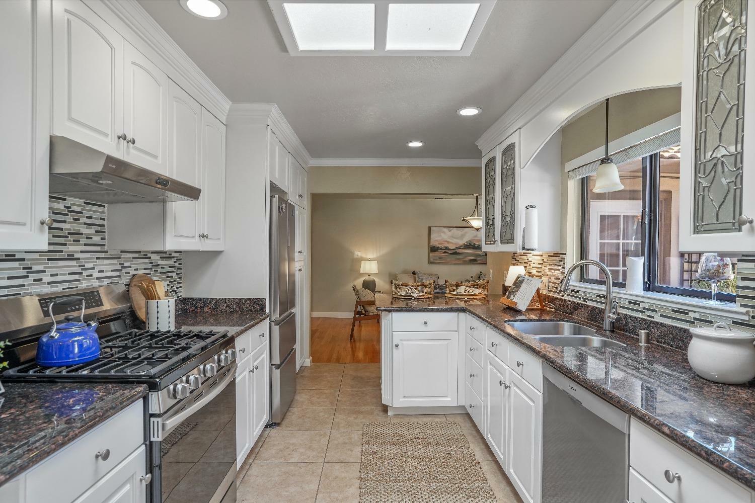 Property Photo: 1321 Los Molinos Way CA 95864