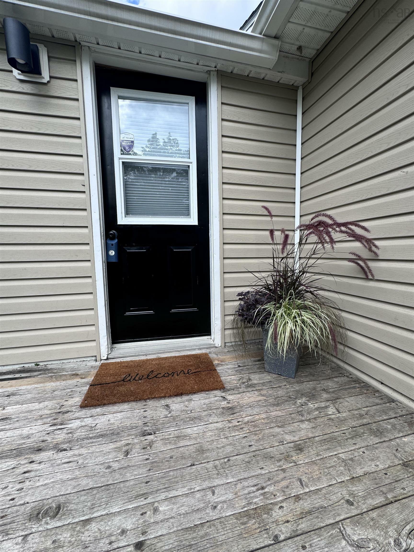 Photo de la propriété: 94 Club Road NS B3T 1R1