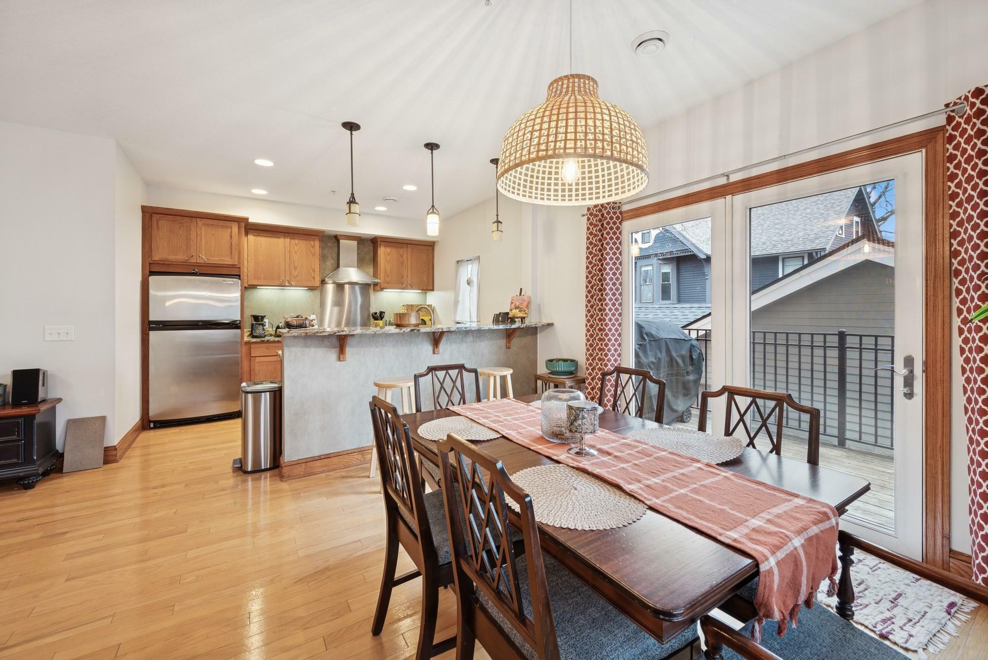 Property Photo: 1926 Pleasant Avenue 303 MN 55403