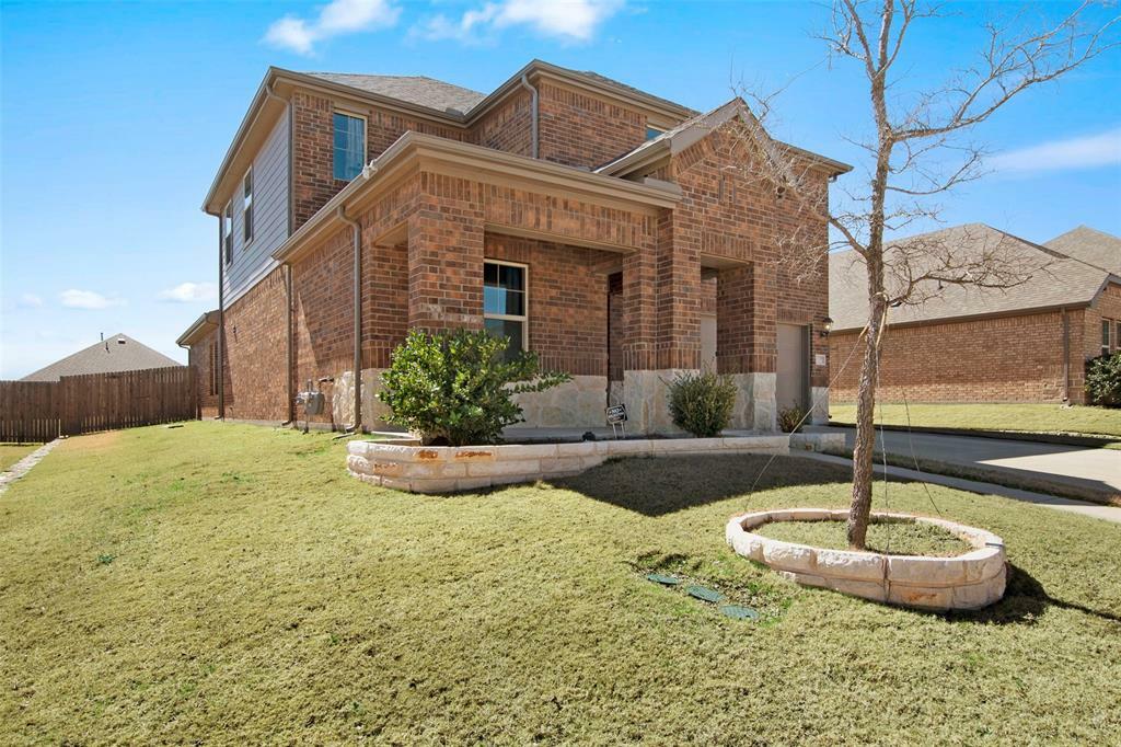 Property Photo: 117 Lisa Lane TX 75189