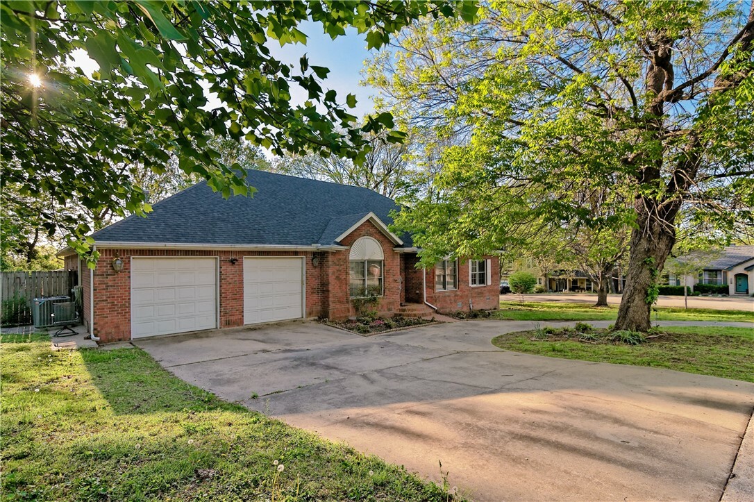 4700 Dean  Springdale AR 72764 photo