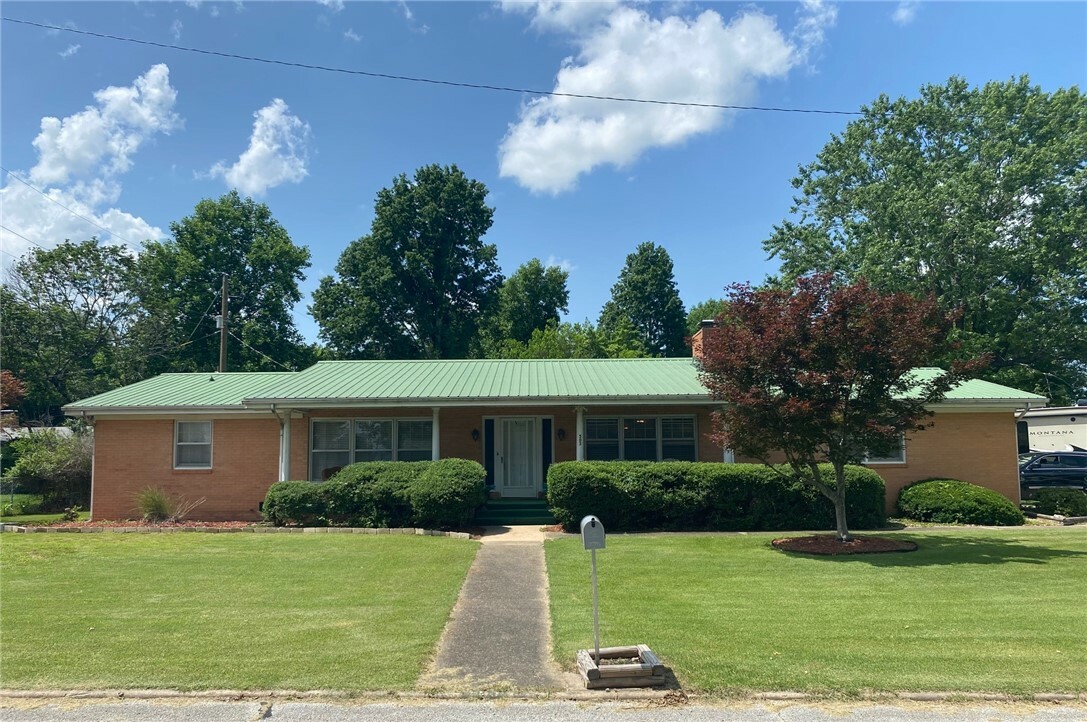 503 Skyline Drive  Harrison AR 72601 photo