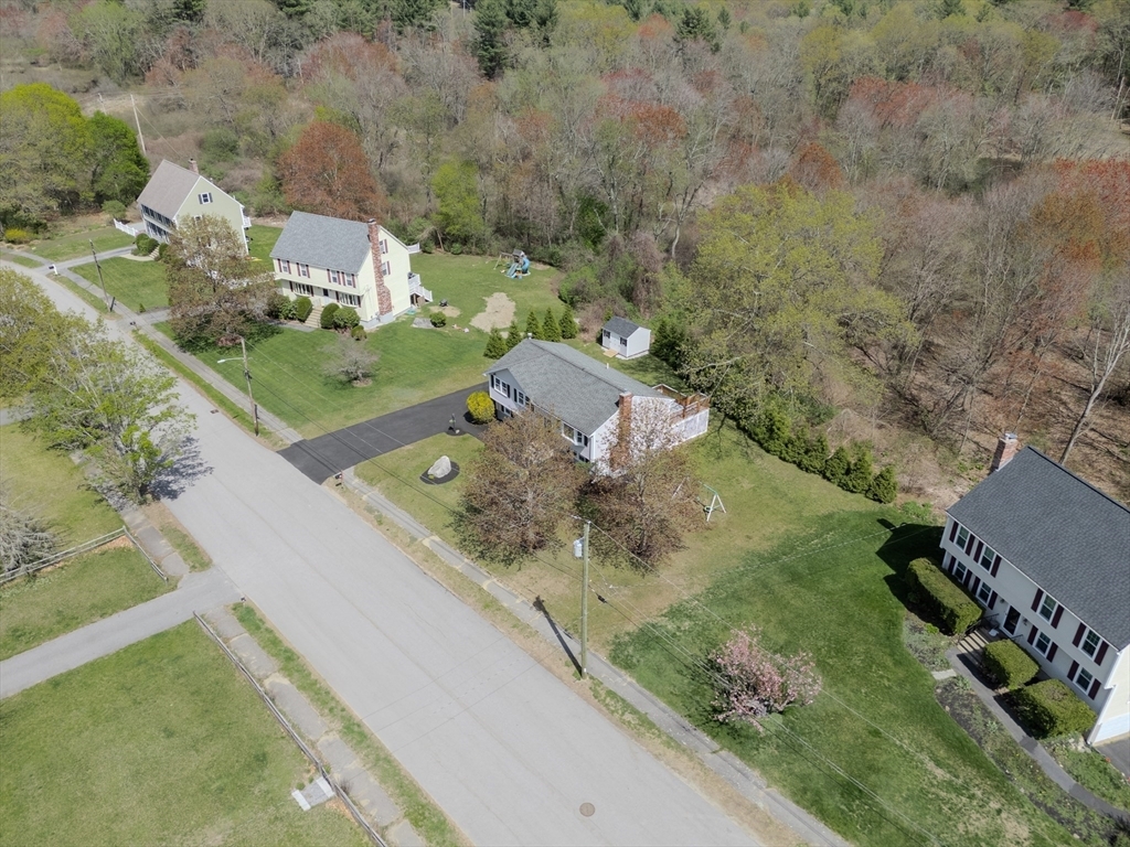 Property Photo: 17 Carter Dr MA 01824