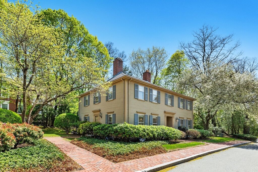 Property Photo:  1505 Massachusetts Ave 6  MA 02420 