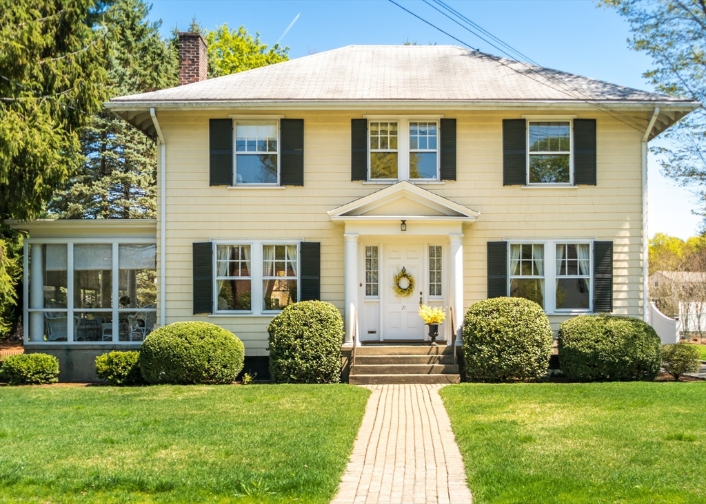 Property Photo: 21 Lincoln Street MA 02451