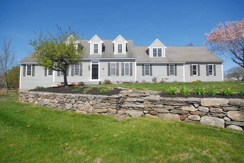 Property Photo: 21 Nashoba Rd MA 01460