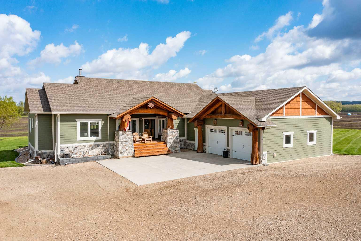Property Photo: 37247 Range Road 264 AB T4E 1J5