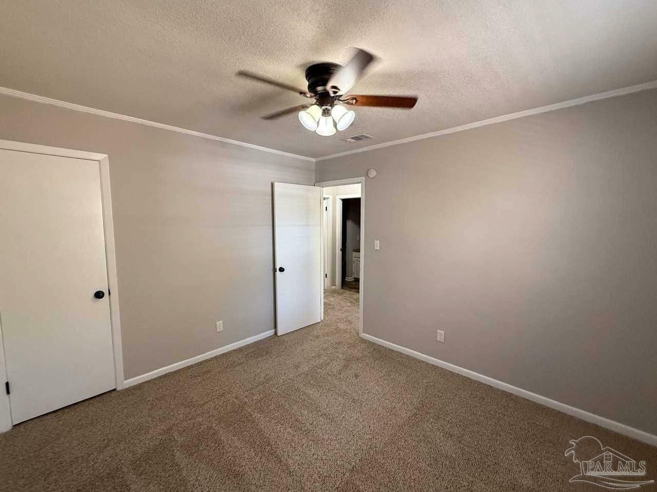 Property Photo: 5820 Sanders Ave FL 32504