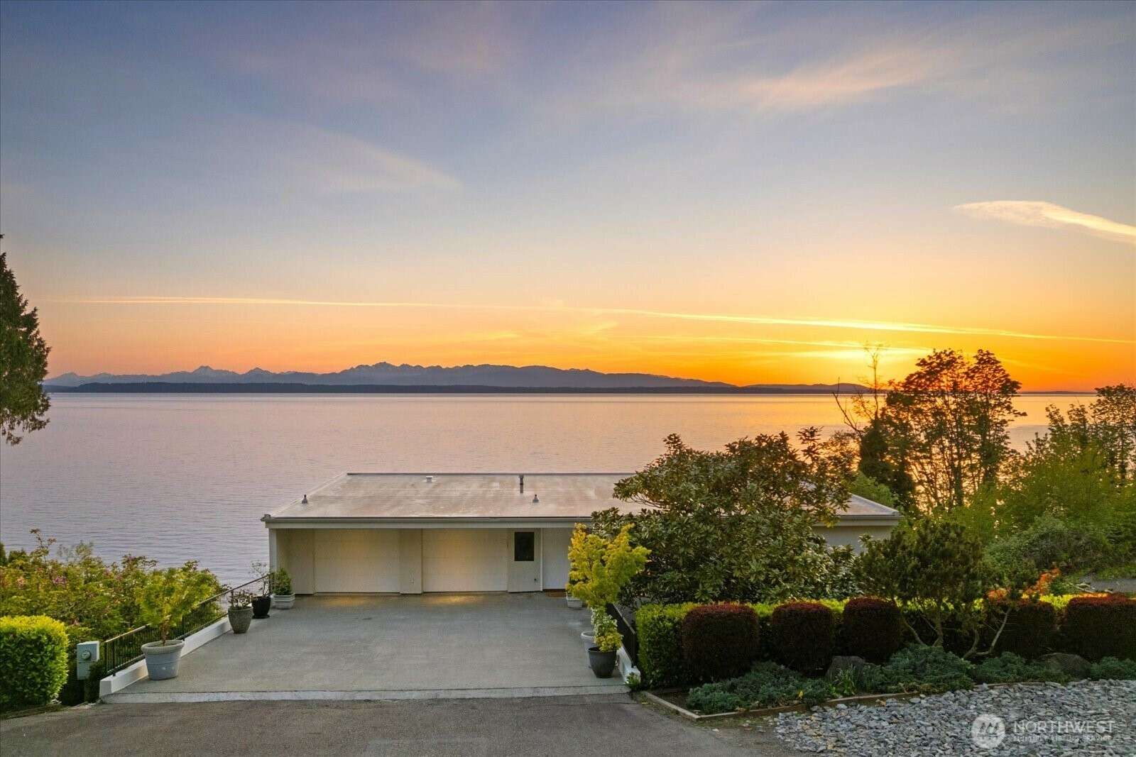 Property Photo: 15620 75th Place W WA 98026