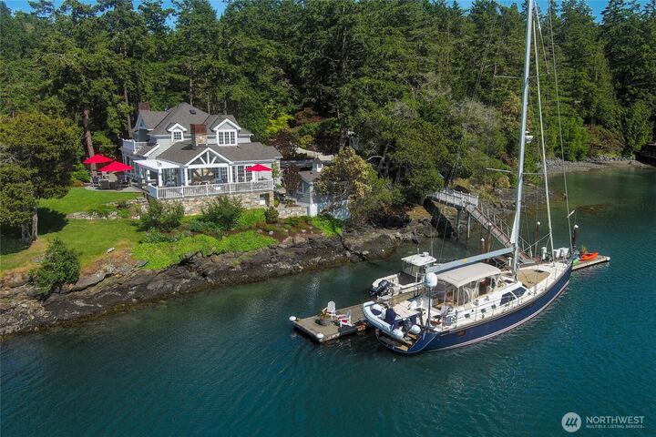Property Photo: 95 Laurel Point Lane WA 98250