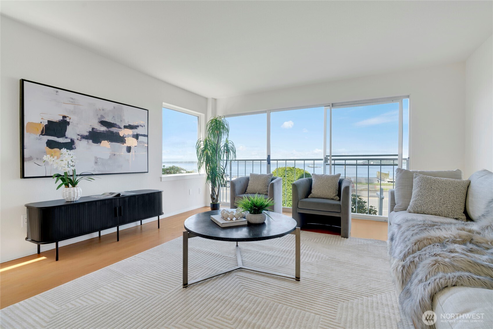 1156  Alki Avenue SW 105  Seattle WA 98116 photo