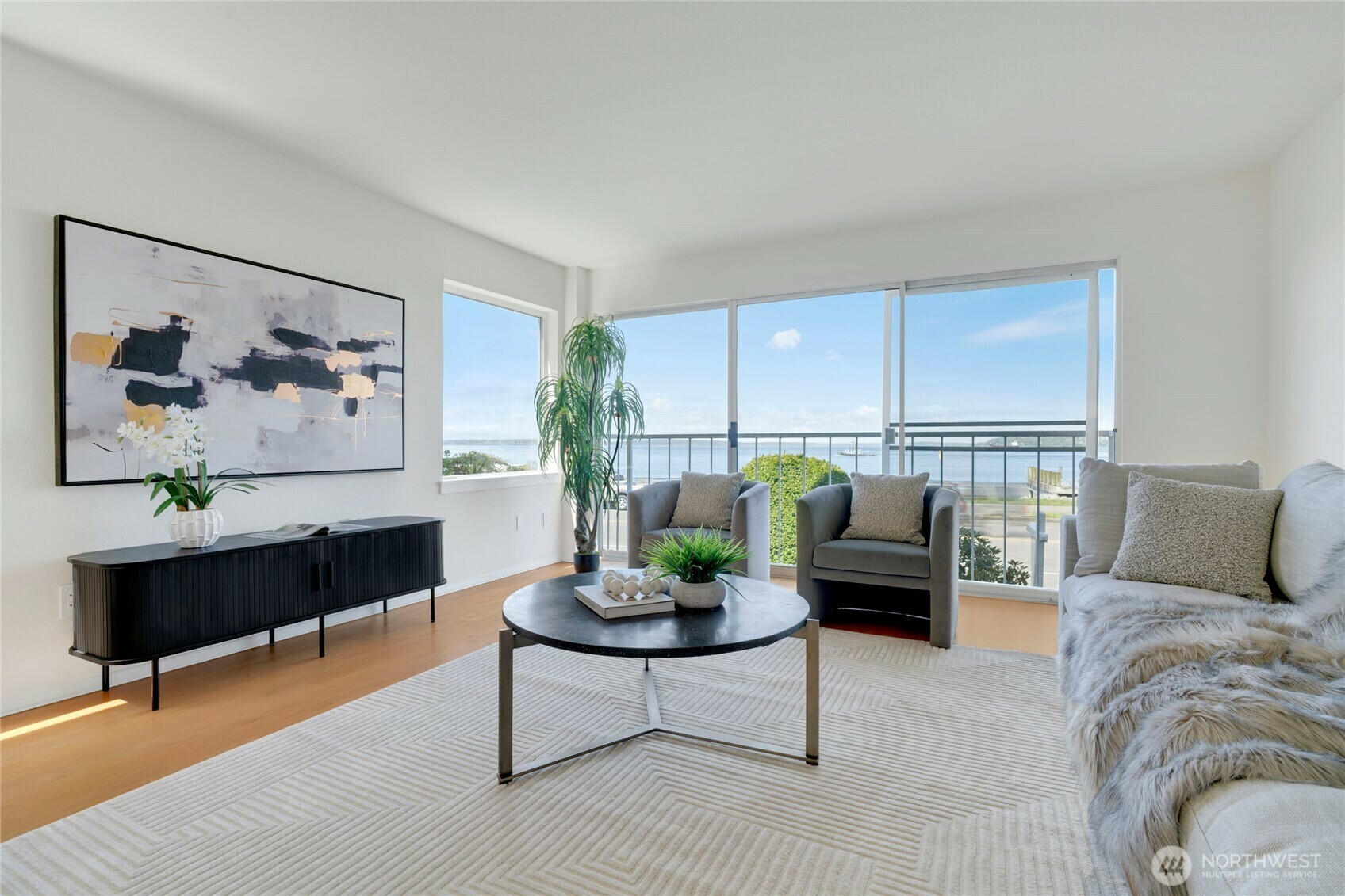 Property Photo: 1156 Alki Avenue SW 105 WA 98116