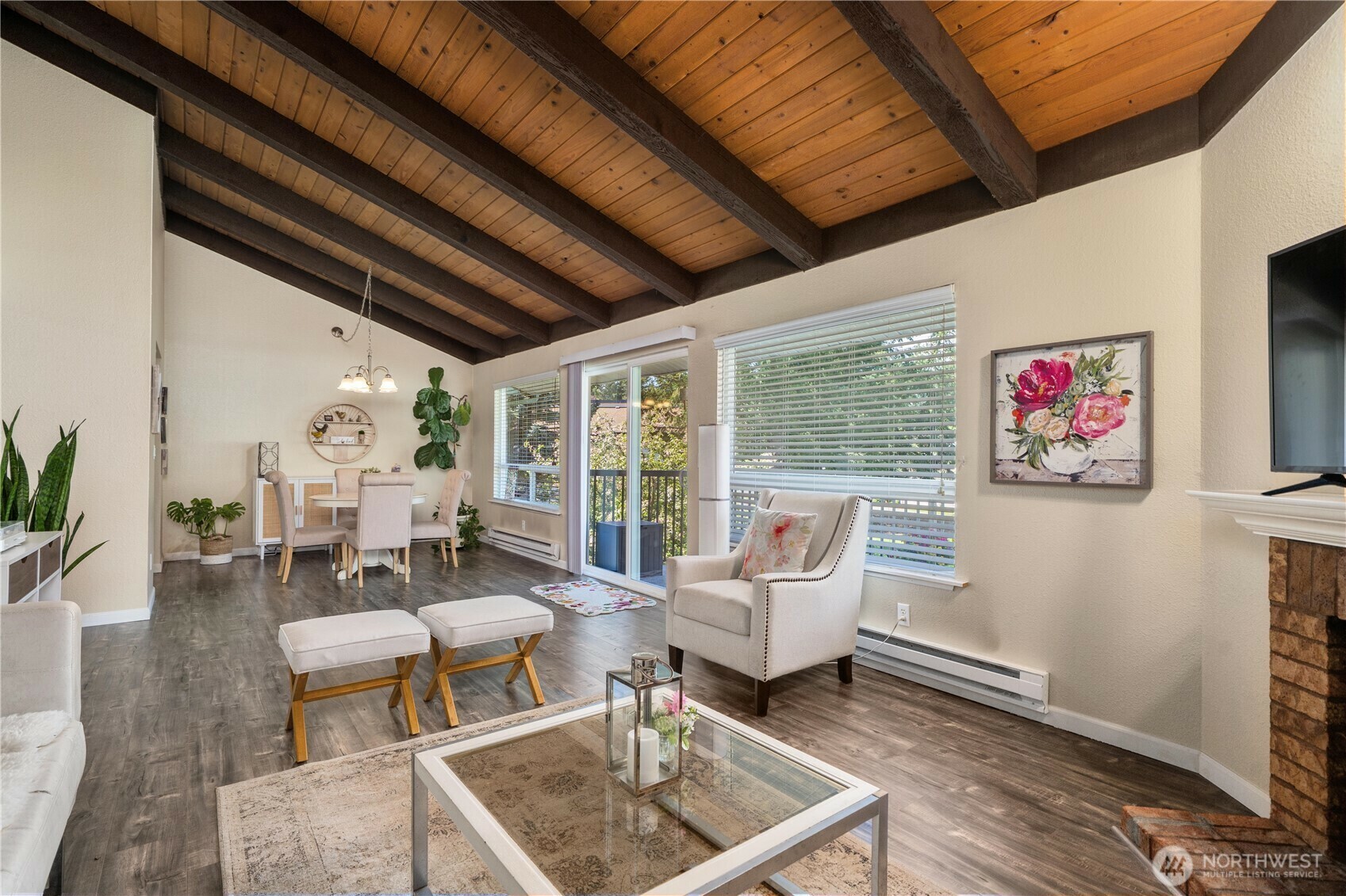 Property Photo: 1726 SW 318th Pl 40D WA 98023