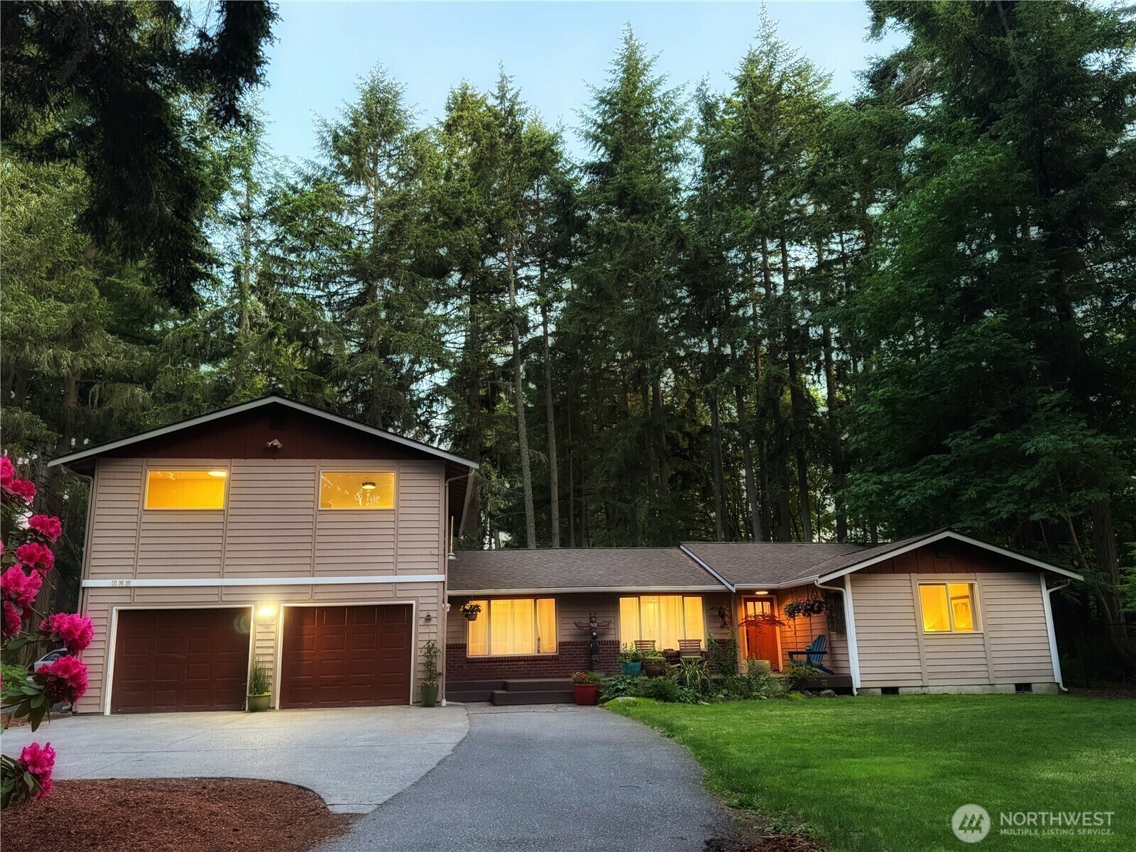 Property Photo: 760 Island Boulevard WA 98333