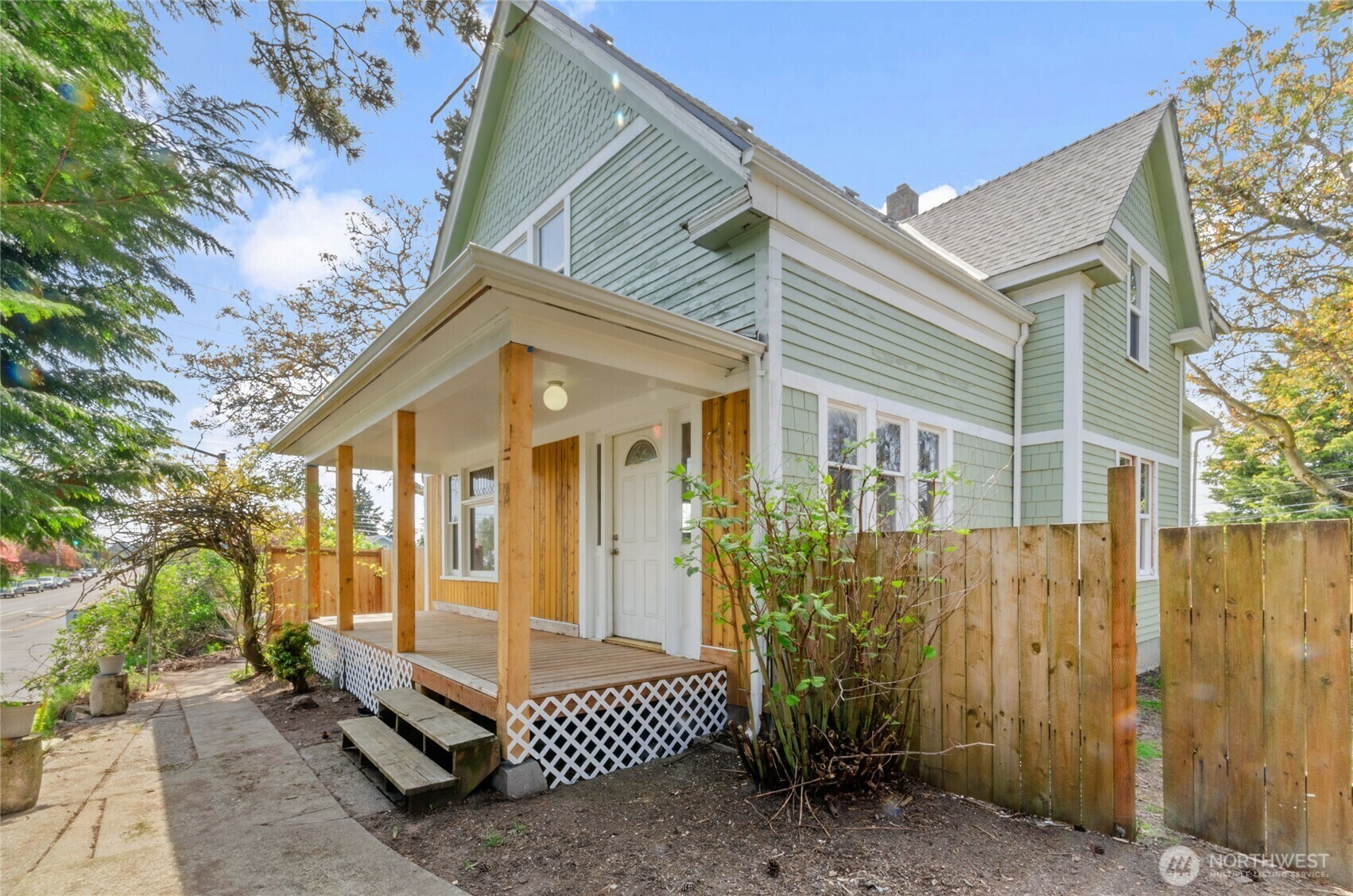 Property Photo:  4634 S M Street  WA 98408 
