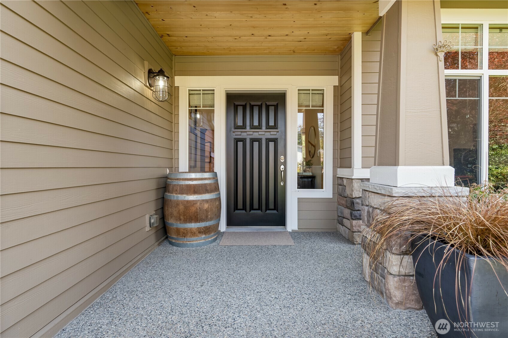 Property Photo: 1506 143rd Place SW WA 98087