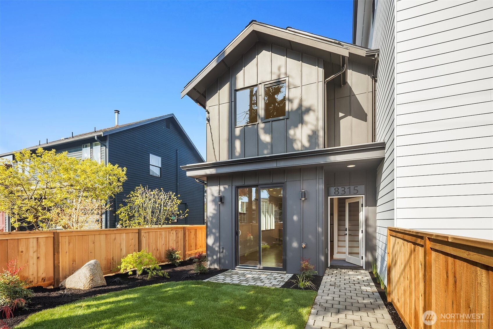 8315  Earl Avenue NW  Seattle WA 98117 photo