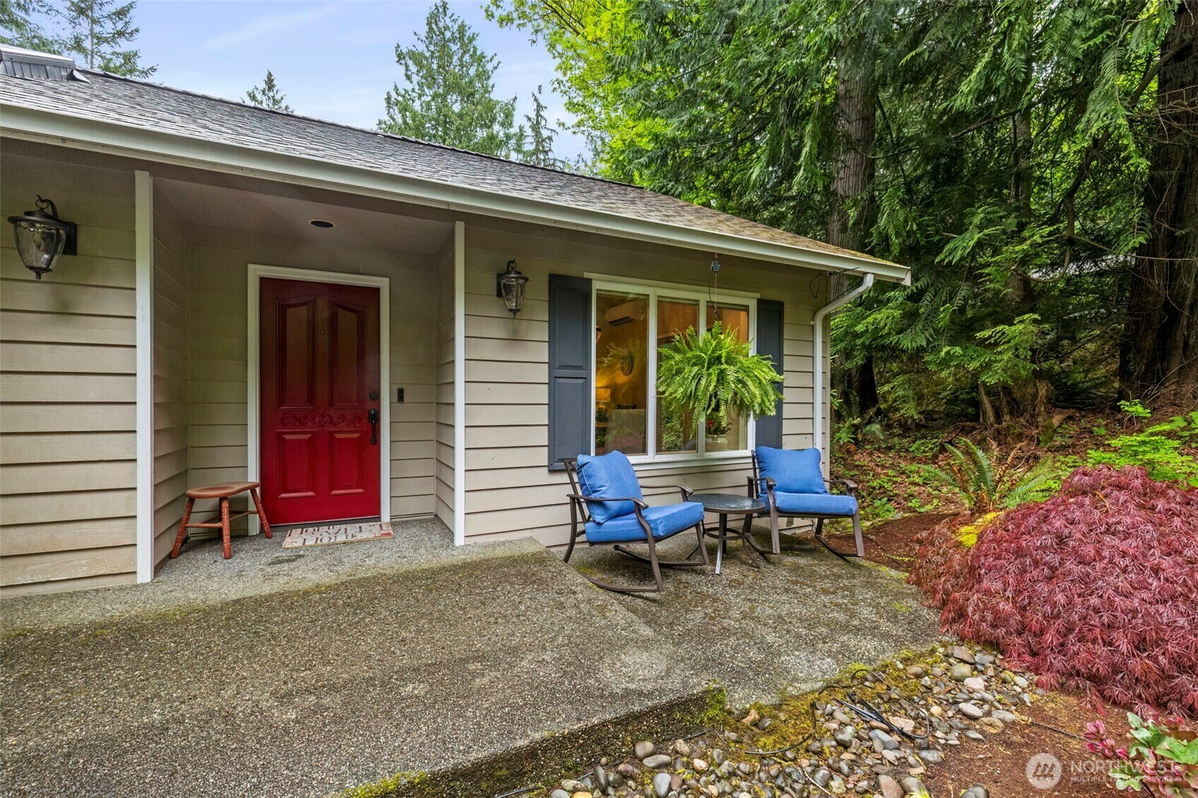 Property Photo: 40 Rainier Court WA 98365