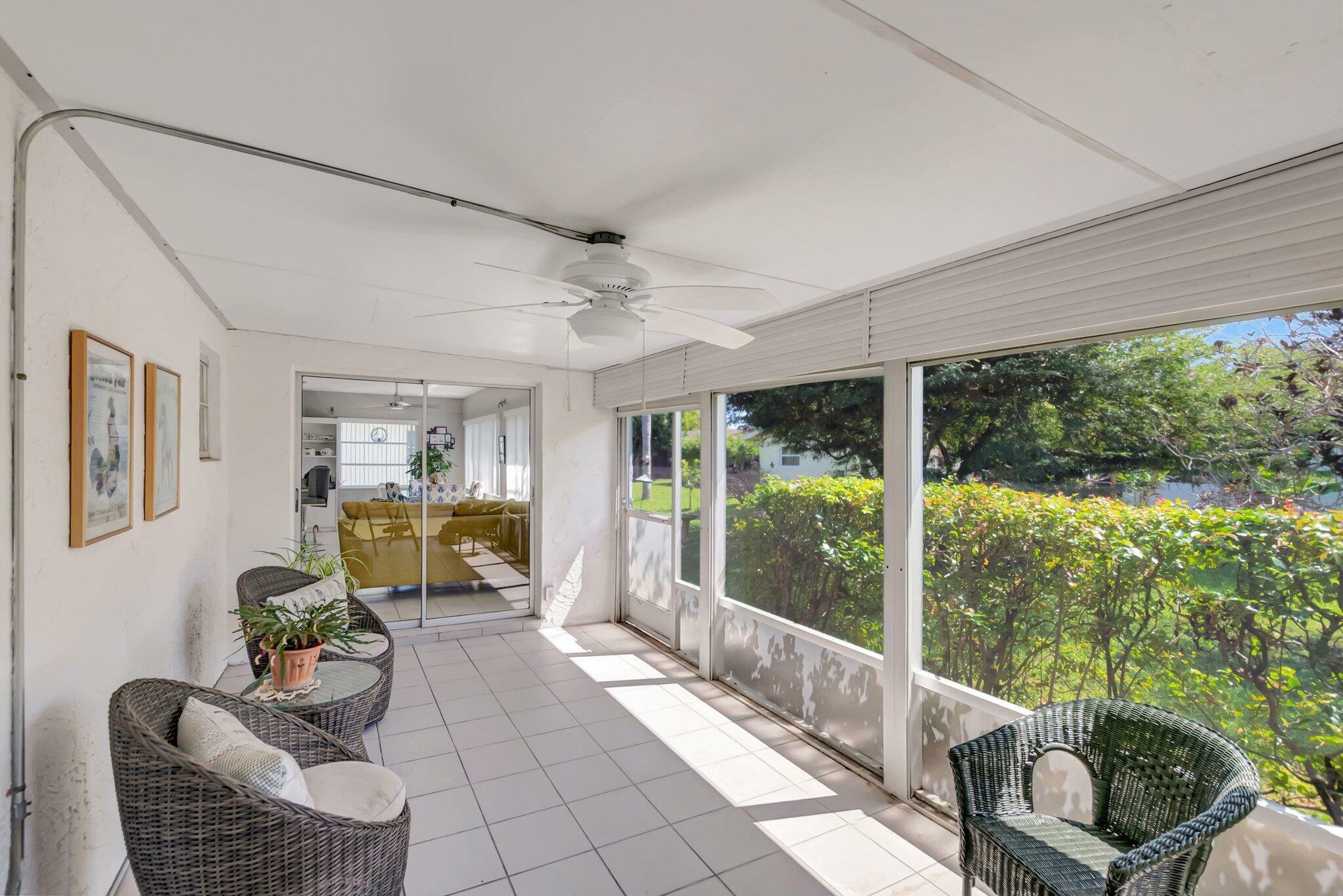 Property Photo: 14352 Amapola Drive Drive FL 33484