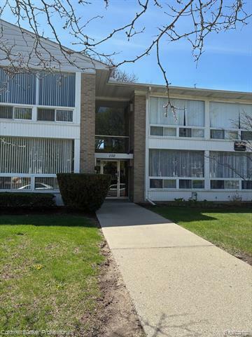 150  N Bird  Avenue N 19  Birmingham MI 48009 photo