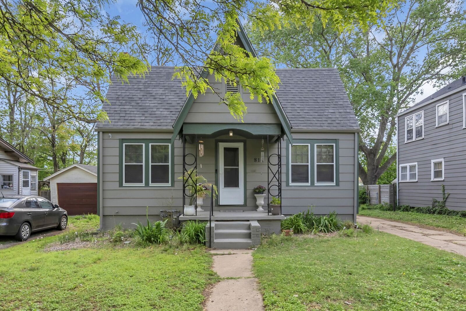 Property Photo: 814 S Green St KS 67211