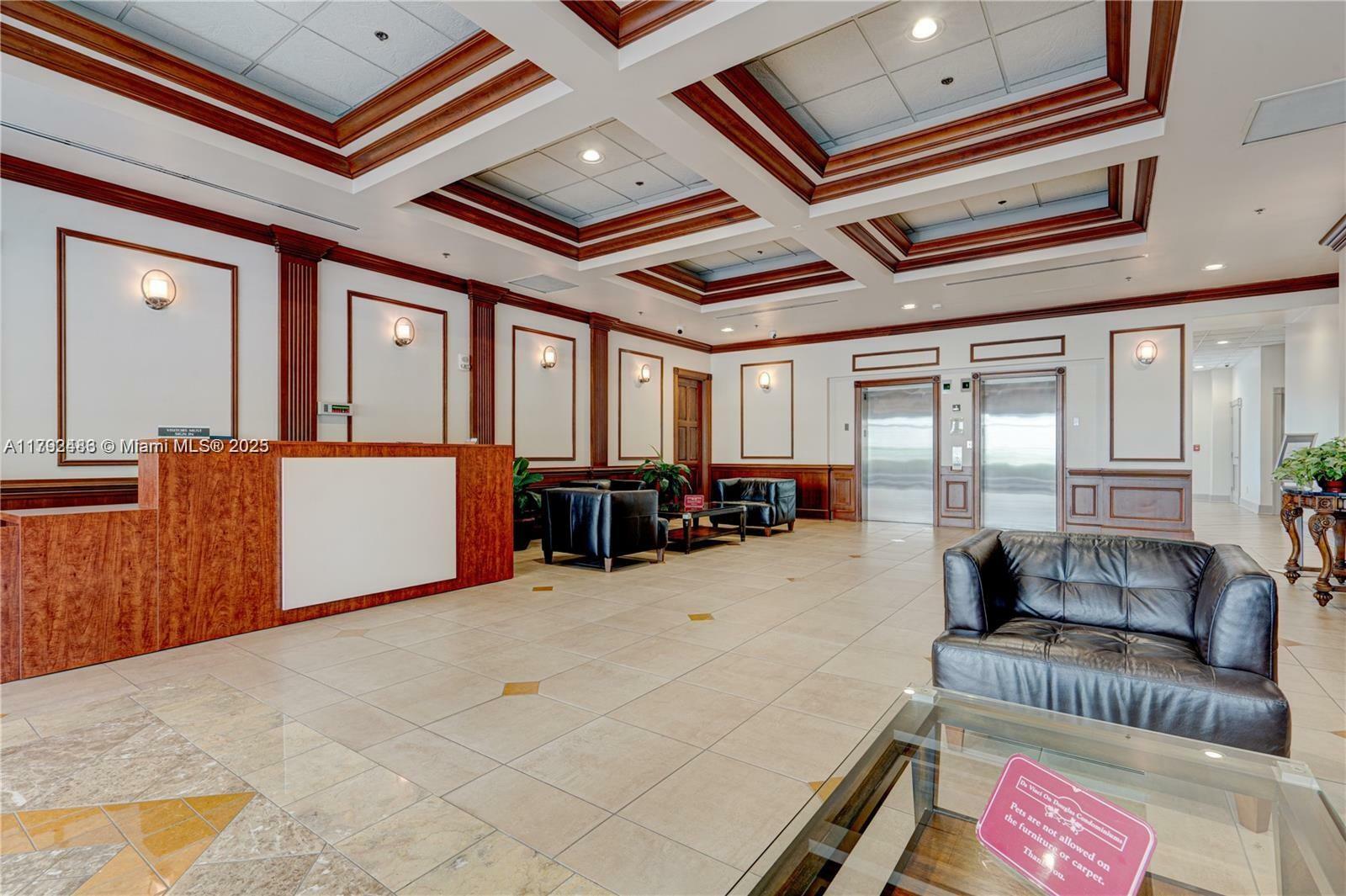 Property Photo: 2665 SW 37th Ave 101 FL 33133