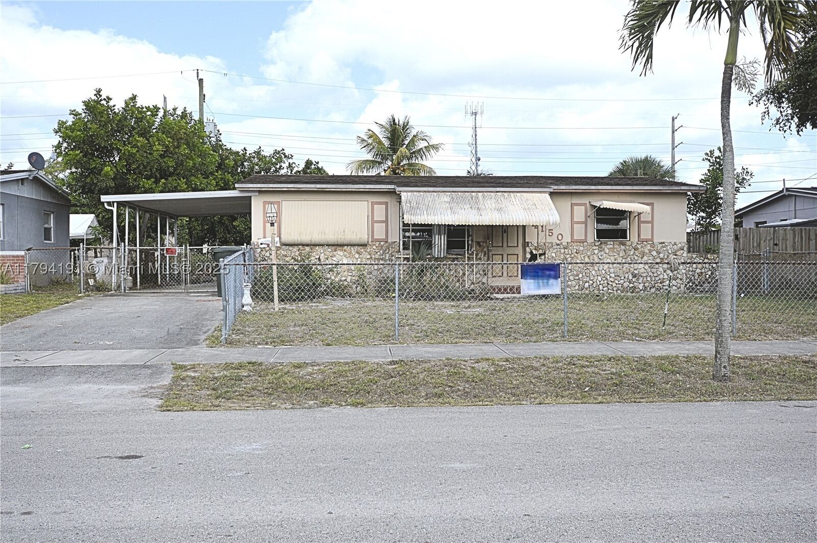 Property Photo:  4150 NW 11th Ave  FL 33309 